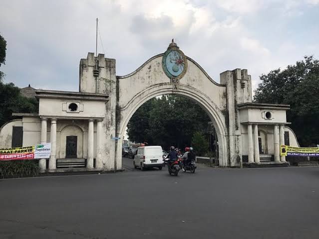 Travel Depok ke Solo dengan V3 Trans: Solusi Perjalanan Nyaman dan Andal